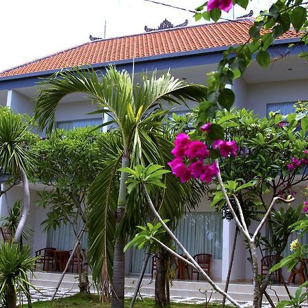 Ropik & Alik Home Stay Uluwatu  Exterior photo